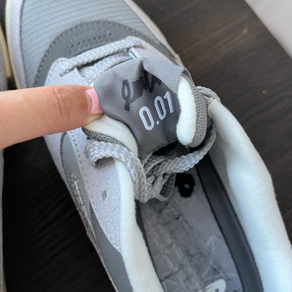 Autographed! New Balance 0.01 x MSFTSrep Grey (Signed by Jaeden Smith) - Picture 5 of 10